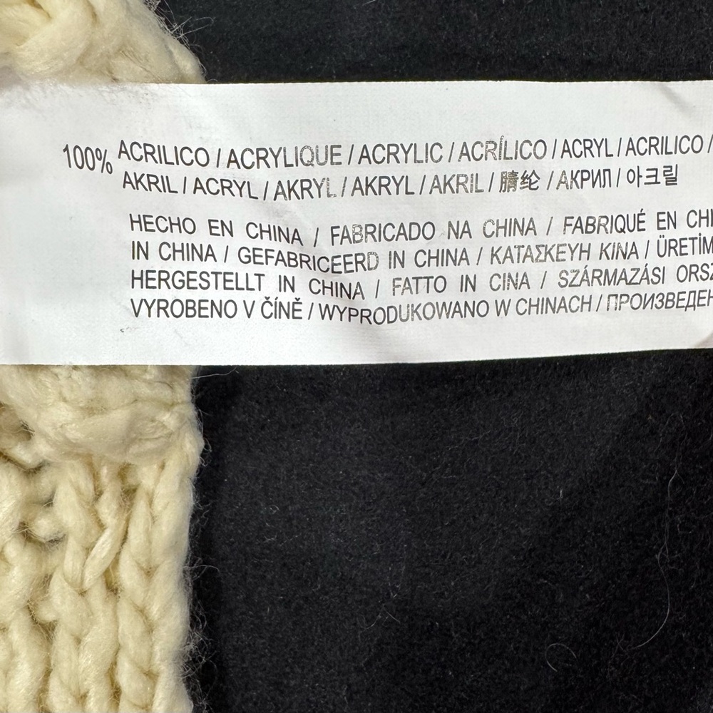 Cream Chunky Knit Sweater with Floral Accents - Picture 9 of 11